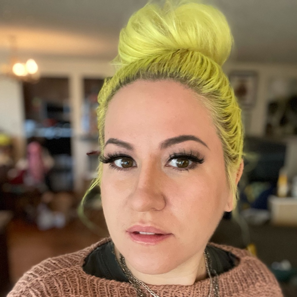 Meet your Posher, Lindsey